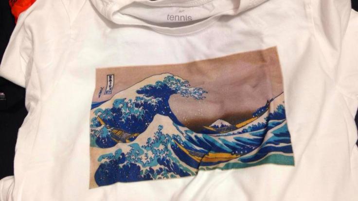 CM7 custom print t-shirt wave